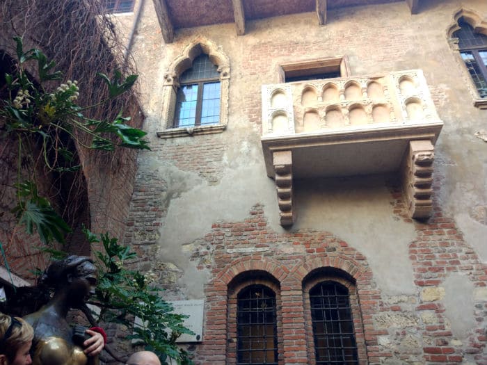 Sacada na Casa de Julieta em Verona, na Itália