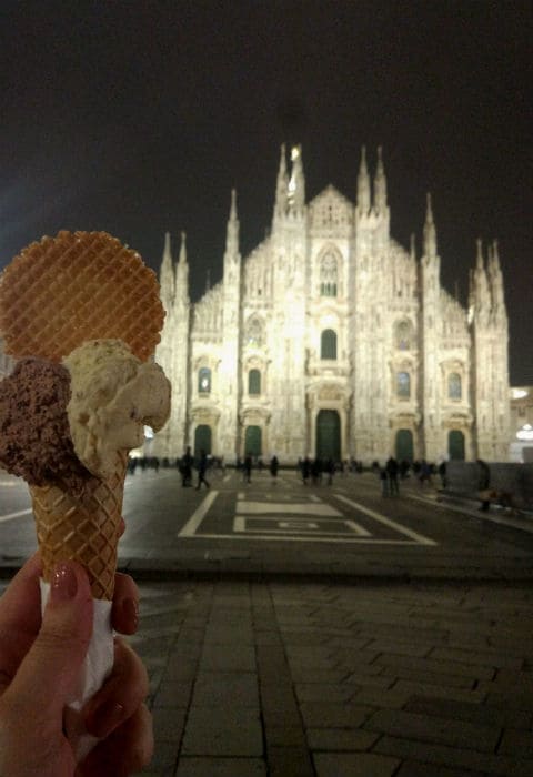 Duomo de Milão e um gelato