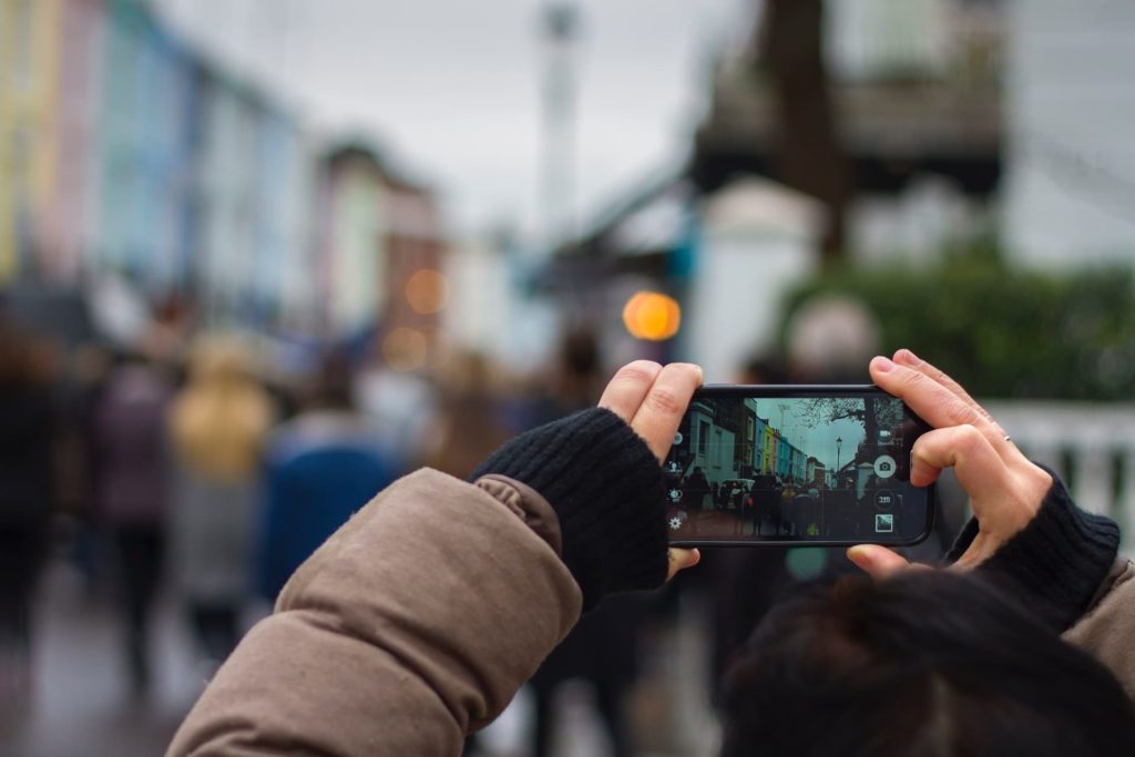 Como escolher chip de celular em Londres